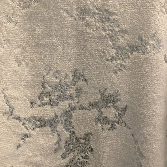 Chico’s - Antique White - Cozy Plush 1/2 zip pullover with foil pattern - XL - Picture 4 of 8